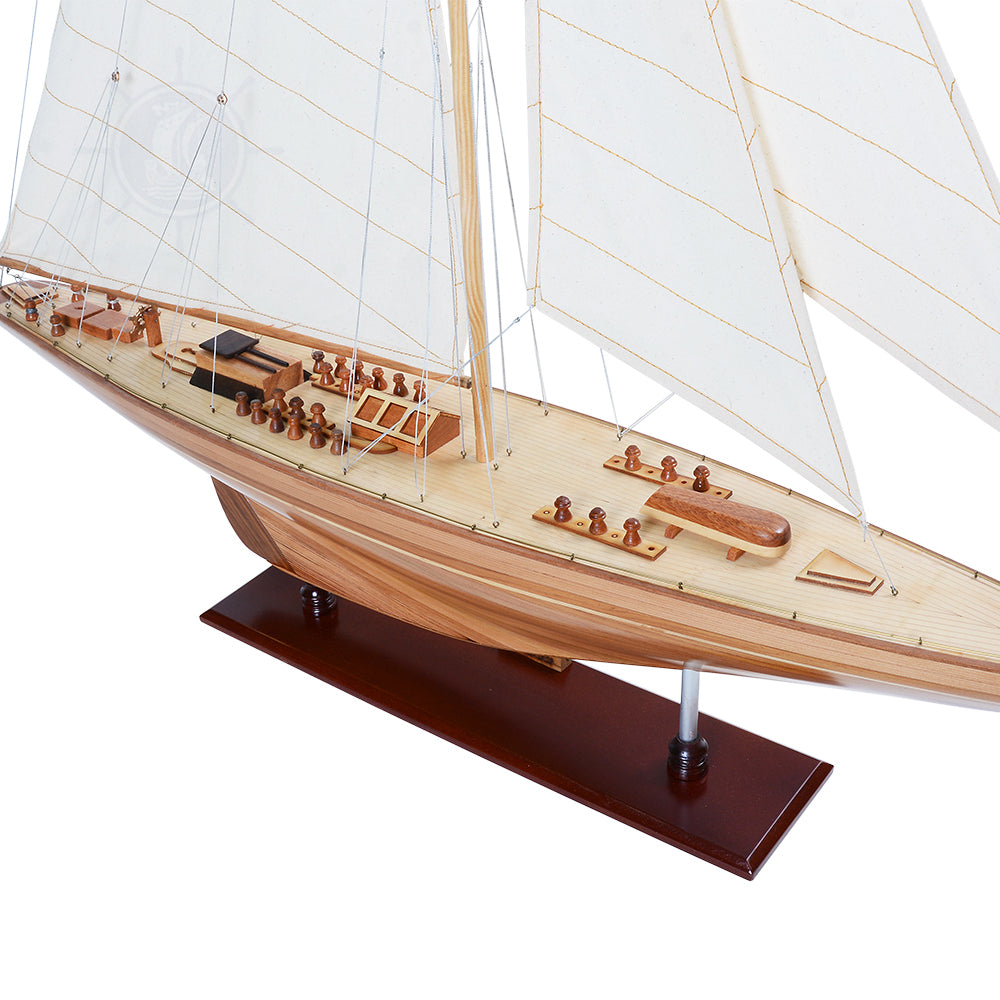 Endeavour 40 Inch Sailboat Model