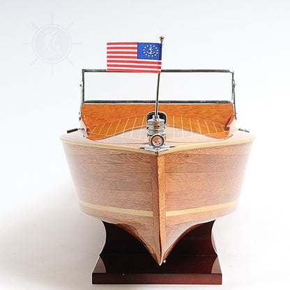 B033 - Chris Craft Runabout