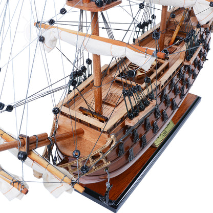 Victory Small Tall Ship Model Captain Line