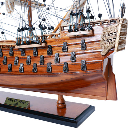 Victory Small Tall Ship Model Captain Line