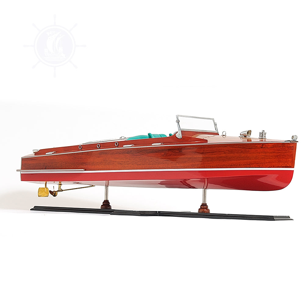 Runabout Chris-Craft peint