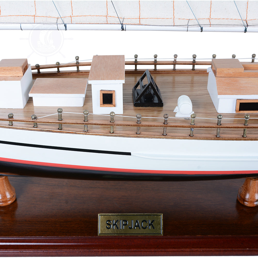 Skipjack Painted (L80)