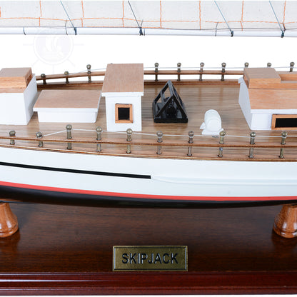 Skipjack Painted (L80)