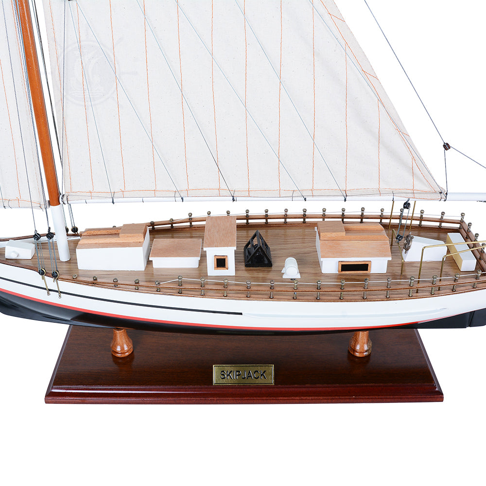 Skipjack Painted (L80)