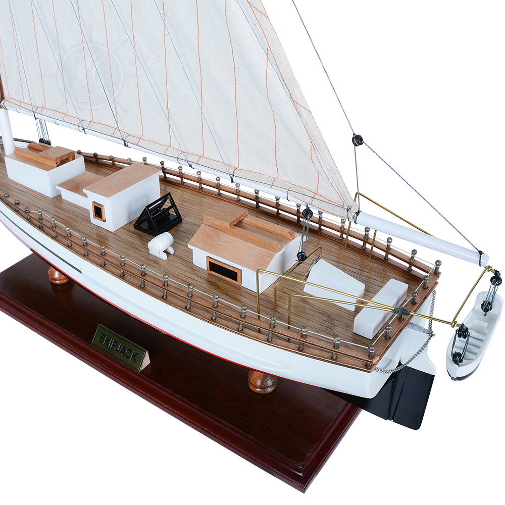Skipjack Painted (L80)