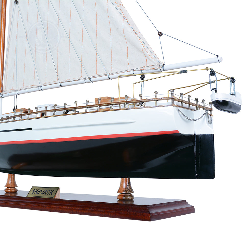 Skipjack Painted (L80)