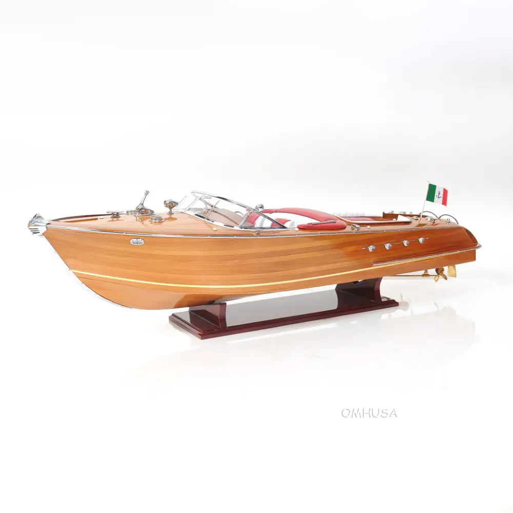 Aquarama Exclusive Edition with Display Case