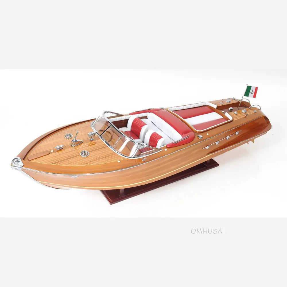 Aquarama Exclusive Edition with Display Case