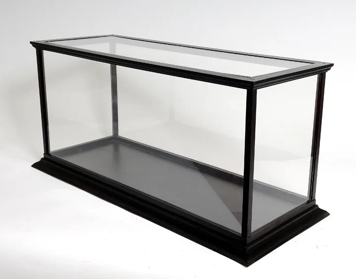Chris Craft Runabout With Display Case