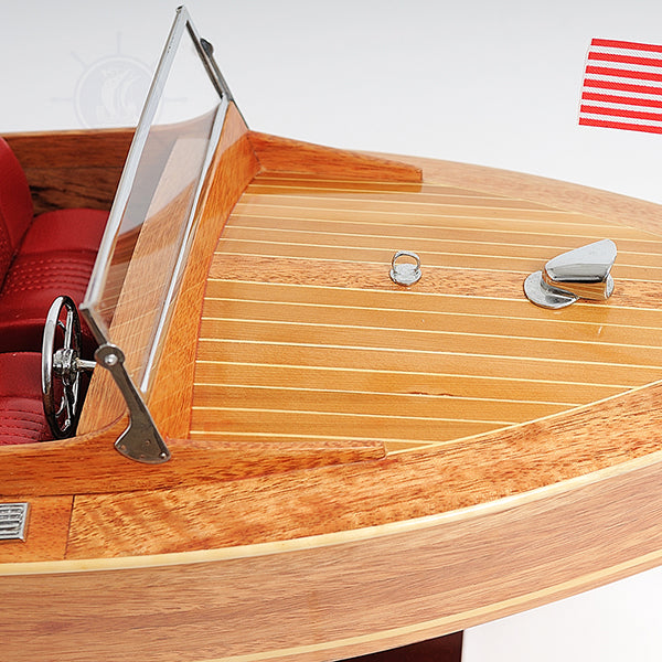 B033 - Chris Craft Runabout