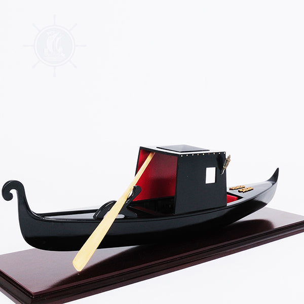 VENETIAN GONDOLA SM
