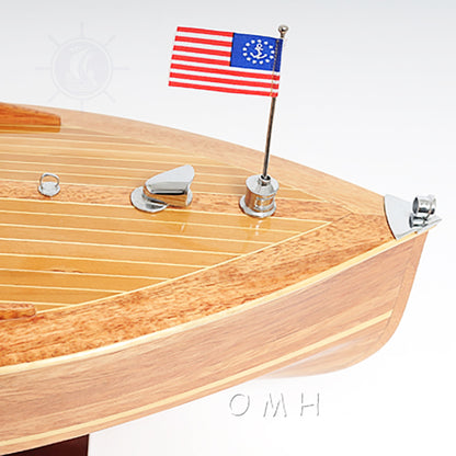 Chris Craft Runabout With Display Case