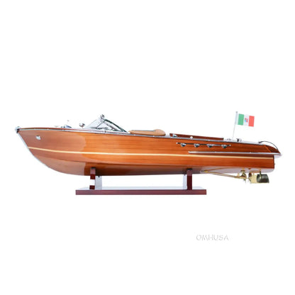 Maquette de bateau rapide Aquarama Medium Italie