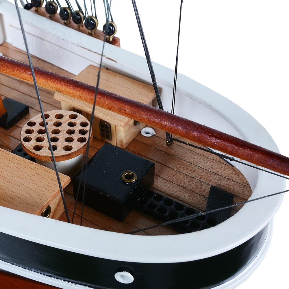 RRS Discovery Tall Ship Model Admiral Line