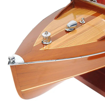 Canot automobile Chris-Craft de taille moyenne