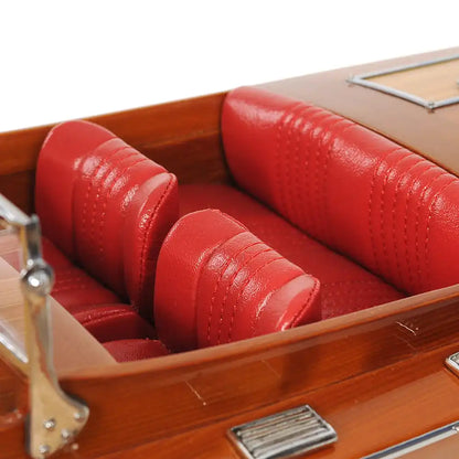 Canot automobile Chris-Craft de taille moyenne