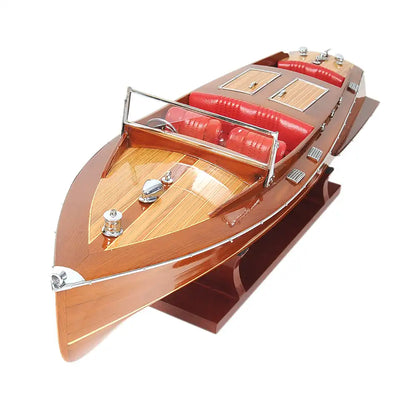 Canot automobile Chris-Craft de taille moyenne