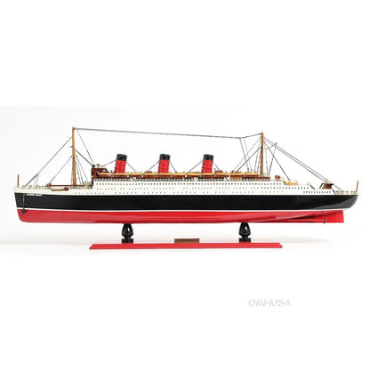 Queen Mary Large with Display Case