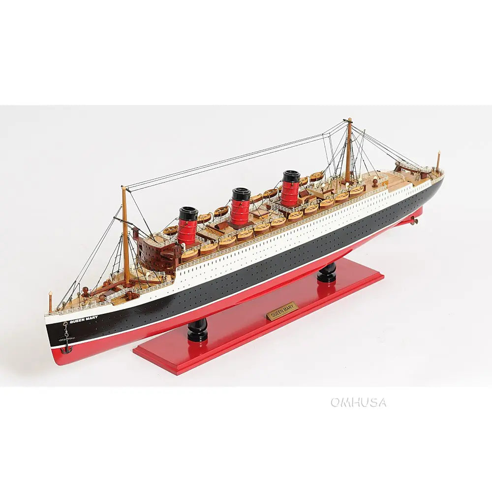 Queen Mary Large with Display Case