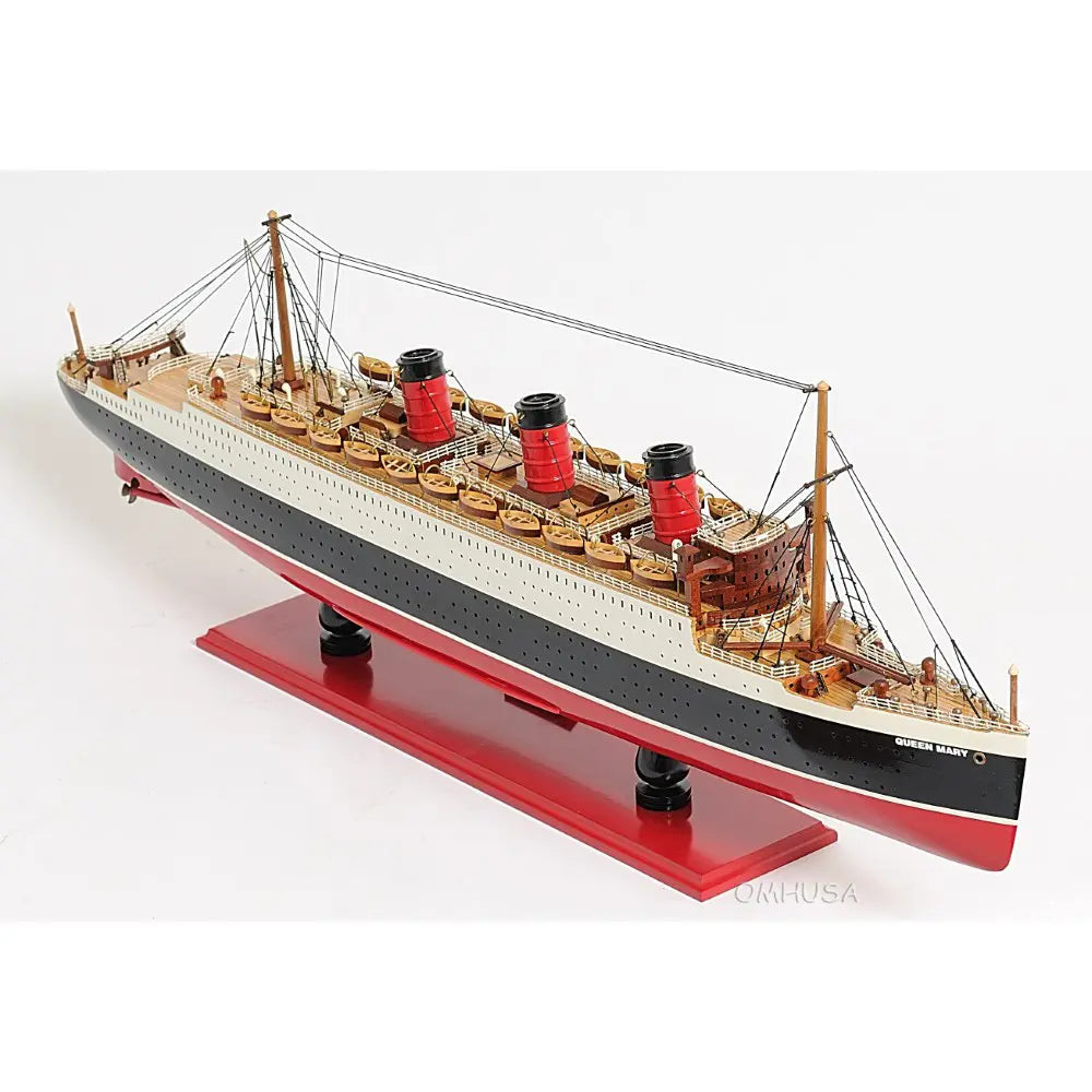 Queen Mary Large with Display Case