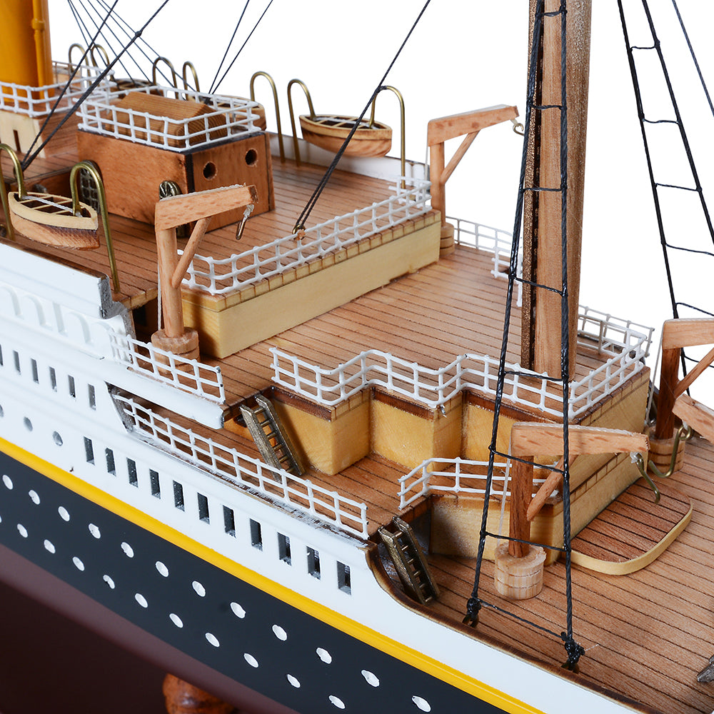 Titanic Painted Large