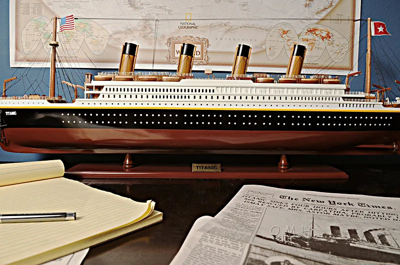 RMS Titanic Ship Model - Medium