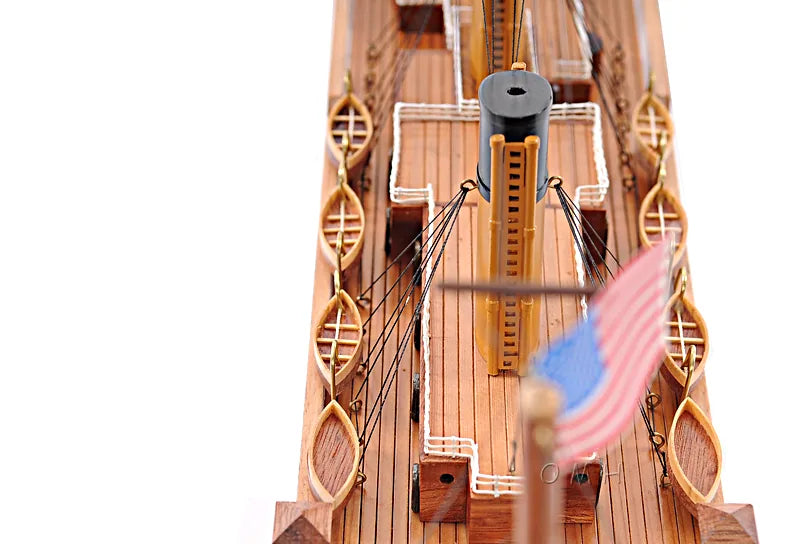 RMS Titanic Ship Model - Medium