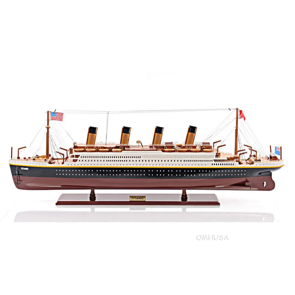 RMS Titanic Midsize with Display Case