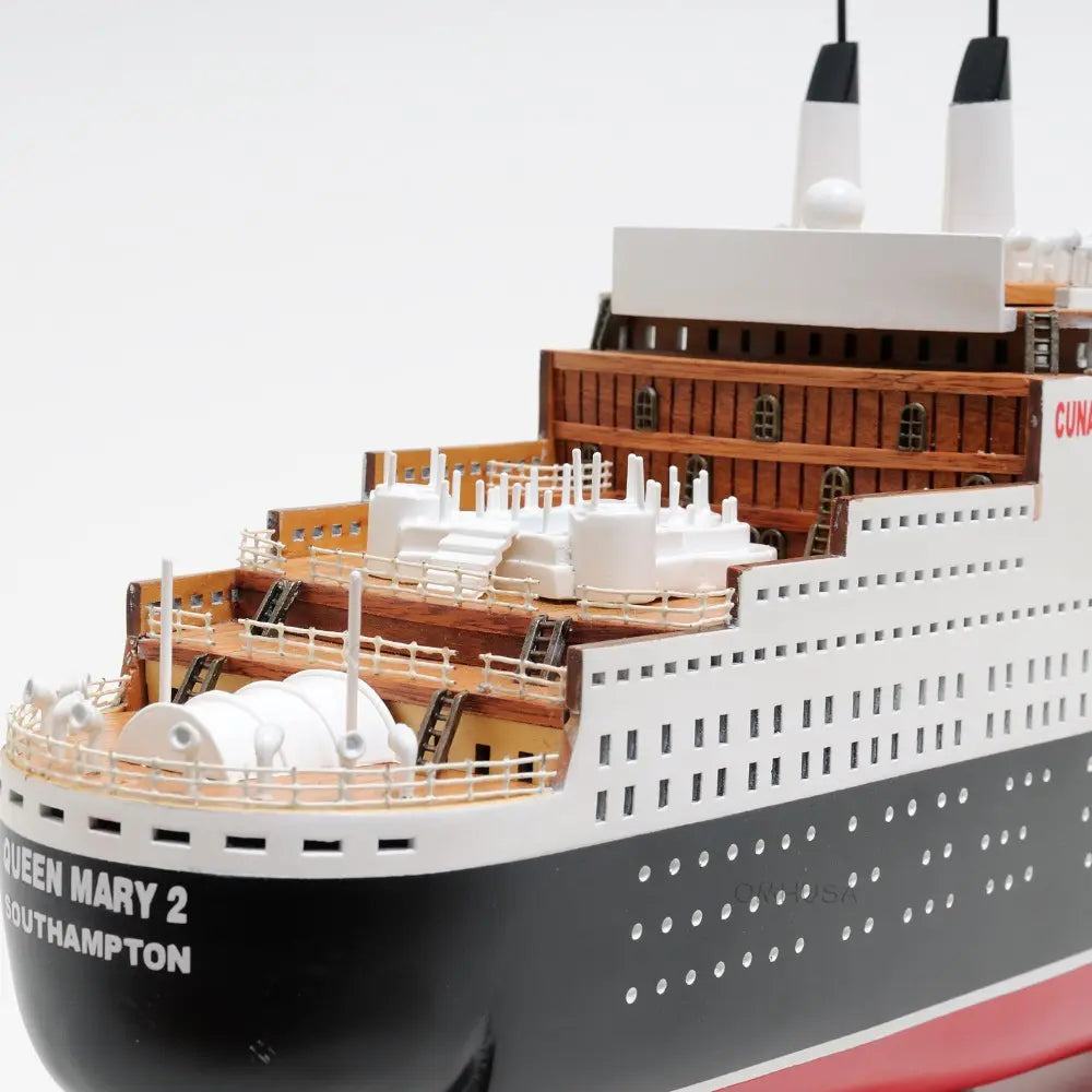 Maquette du paquebot Queen Mary II