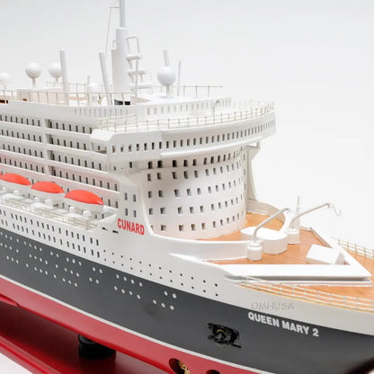 Maquette du paquebot Queen Mary II