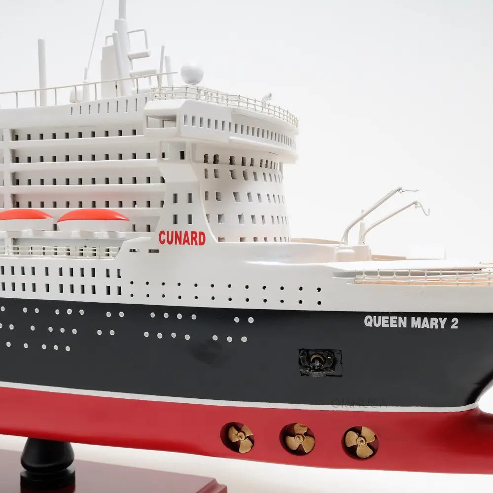 Maquette du paquebot Queen Mary II