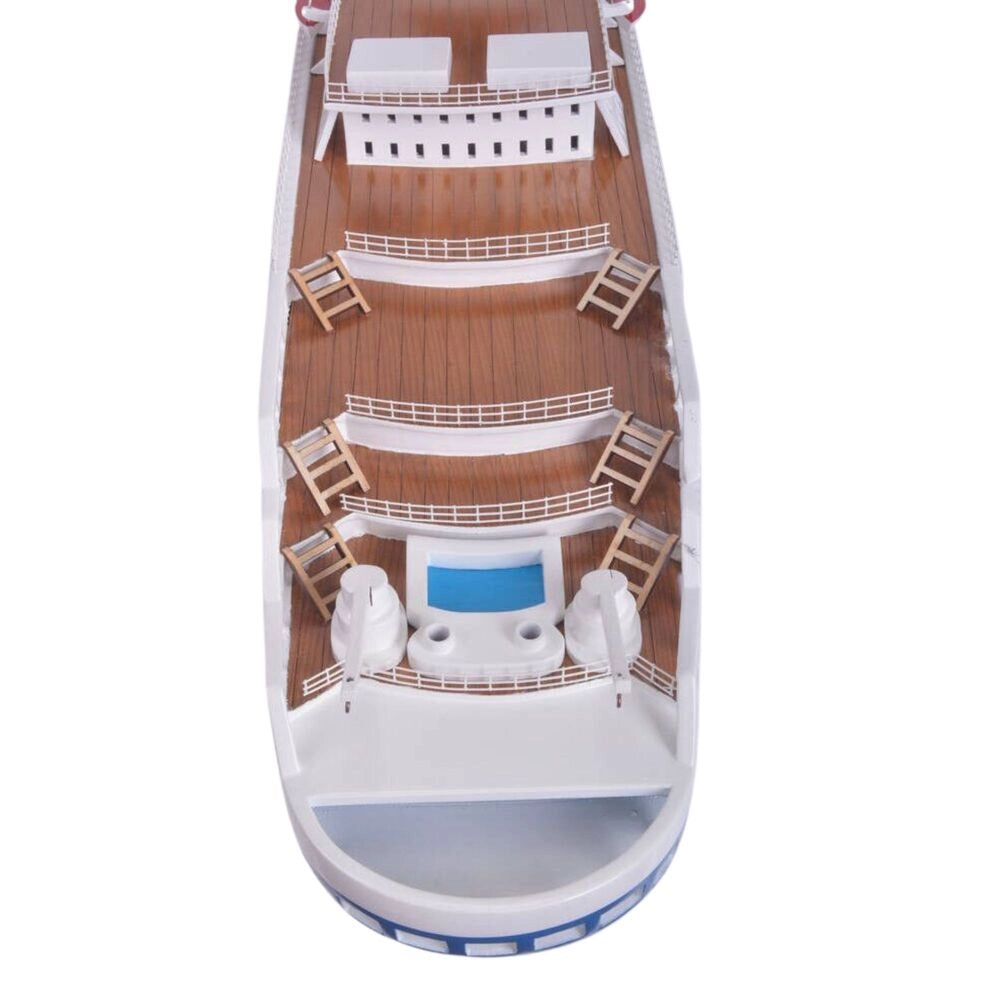 Queen Elizabeth II Painted Large Cruiseship Model
