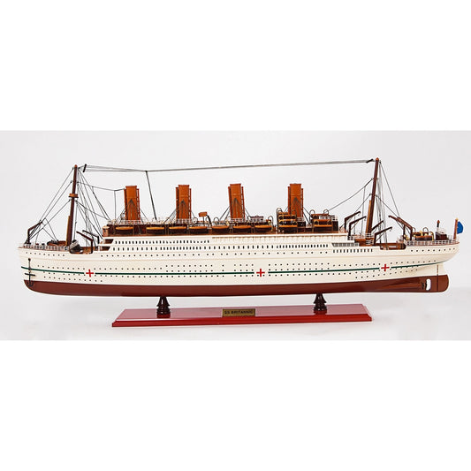 c062-ss-britannic-painted-medium-cruiseship-model