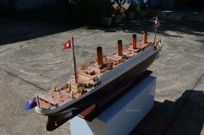 USCGC Dallas WHEC-716 30 Inches L Ship Model