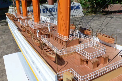 USCGC Dallas WHEC-716 30 Inches L Ship Model