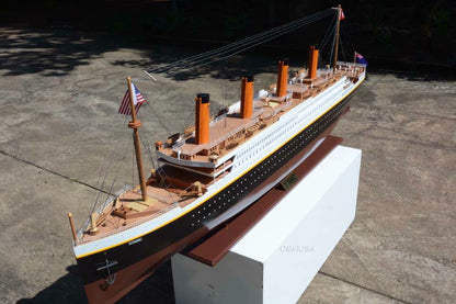 USCGC Dallas WHEC-716 30 Inches L Ship Model