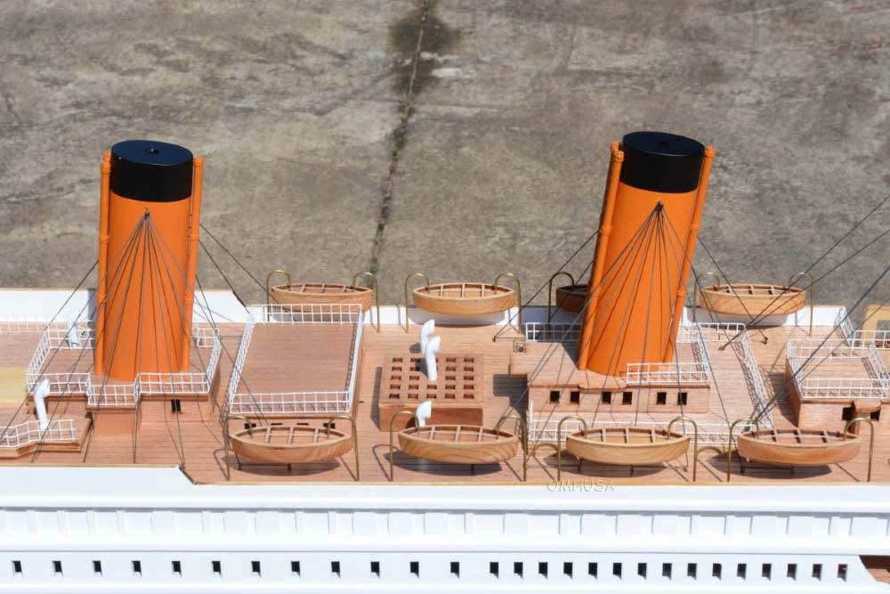 USCGC Dallas WHEC-716 30 Inches L Ship Model