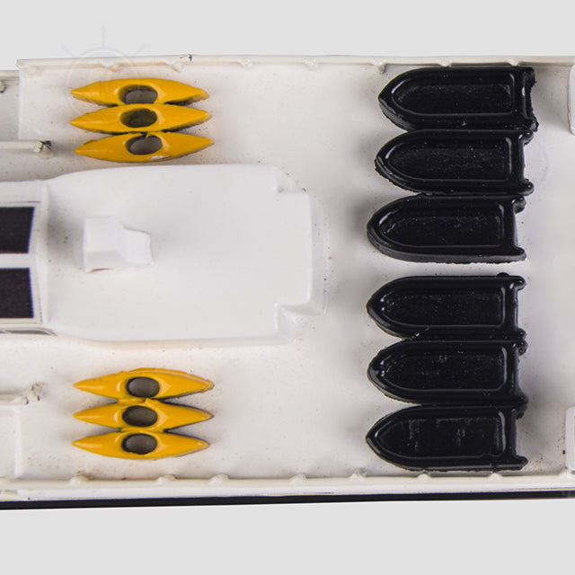 National Geographic Explorer Small 12 Inches L Cruiseship model