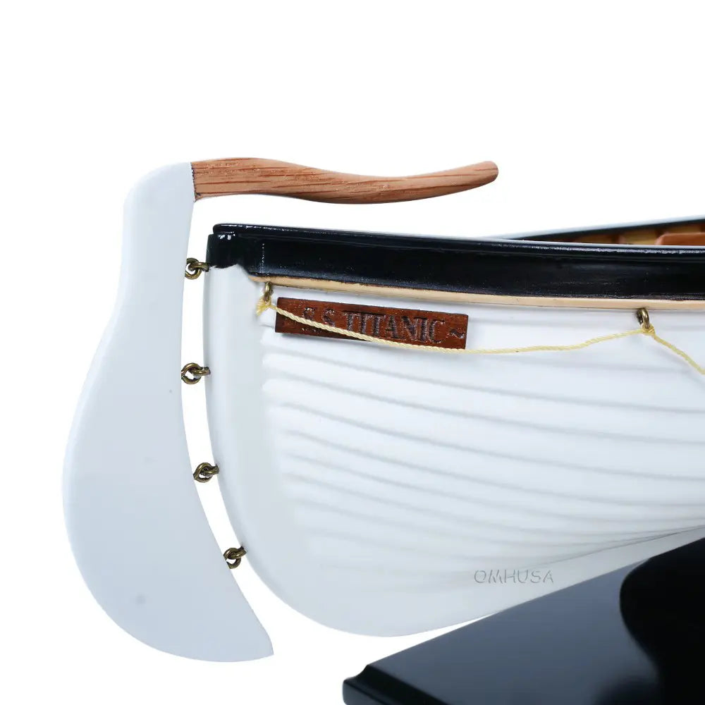 RMS Titanic Lifeboat No 7 model