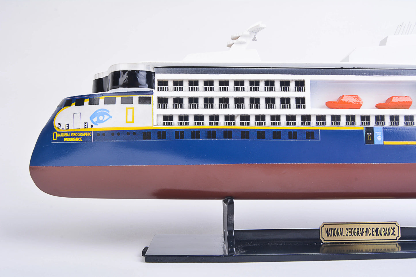 National Geographic Endurance Painted Small Cruiseship Model
