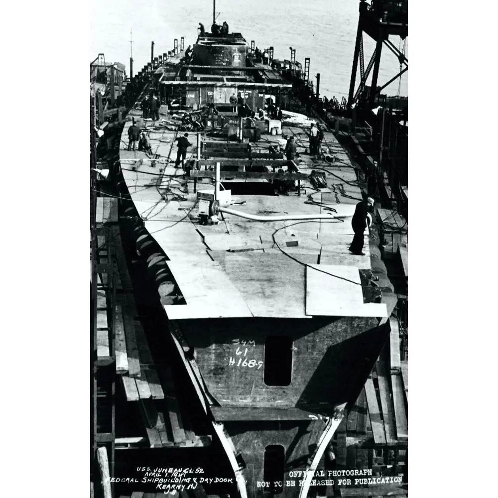 USS Juneau (CL-52) Large