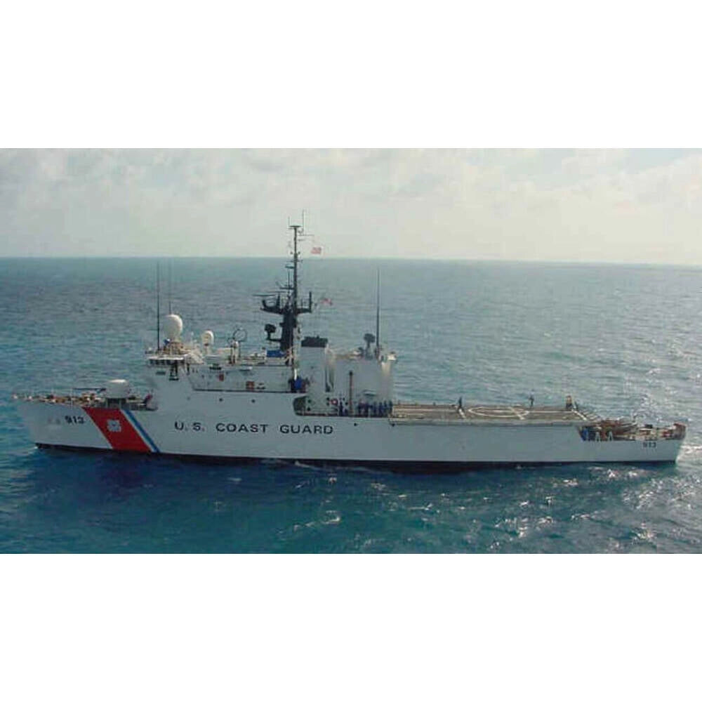 USCGC Mohawk WMEC-913 30 Inches L Ship Model