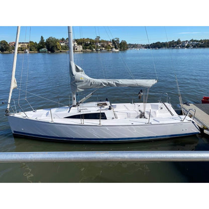 American Catalina 275 Sport (Catalina Series) 30 Inches Ship Model