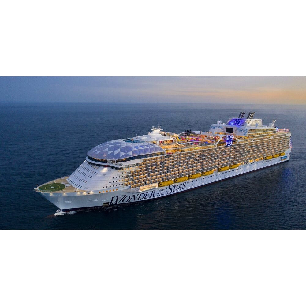 American Wonder of the Seas (Oasis Class) – Royal Caribbean 30 Inches Ship Model