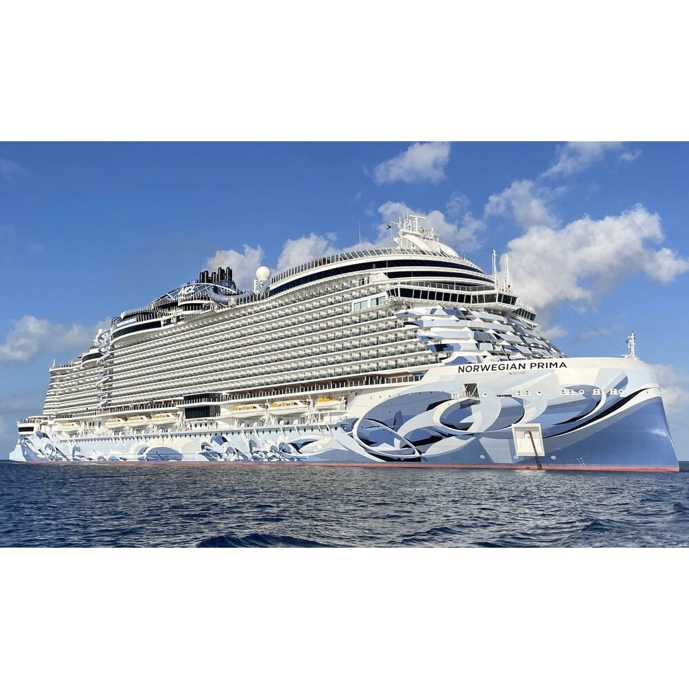 American Norwegian Prima Cruise Ship 30 Inches Model