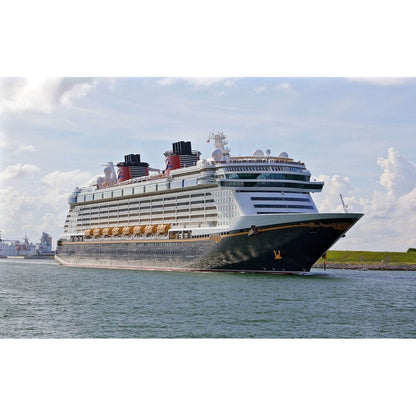 Disney Dream (Disney Cruise Line) 30 Inches Cruise Ship Model
