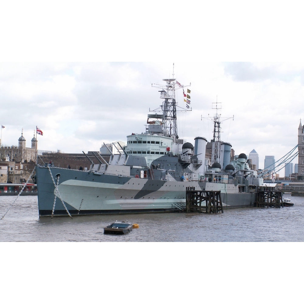 HMS Belfast (C35) Town-Class Light Cruiser 30 Inches Model