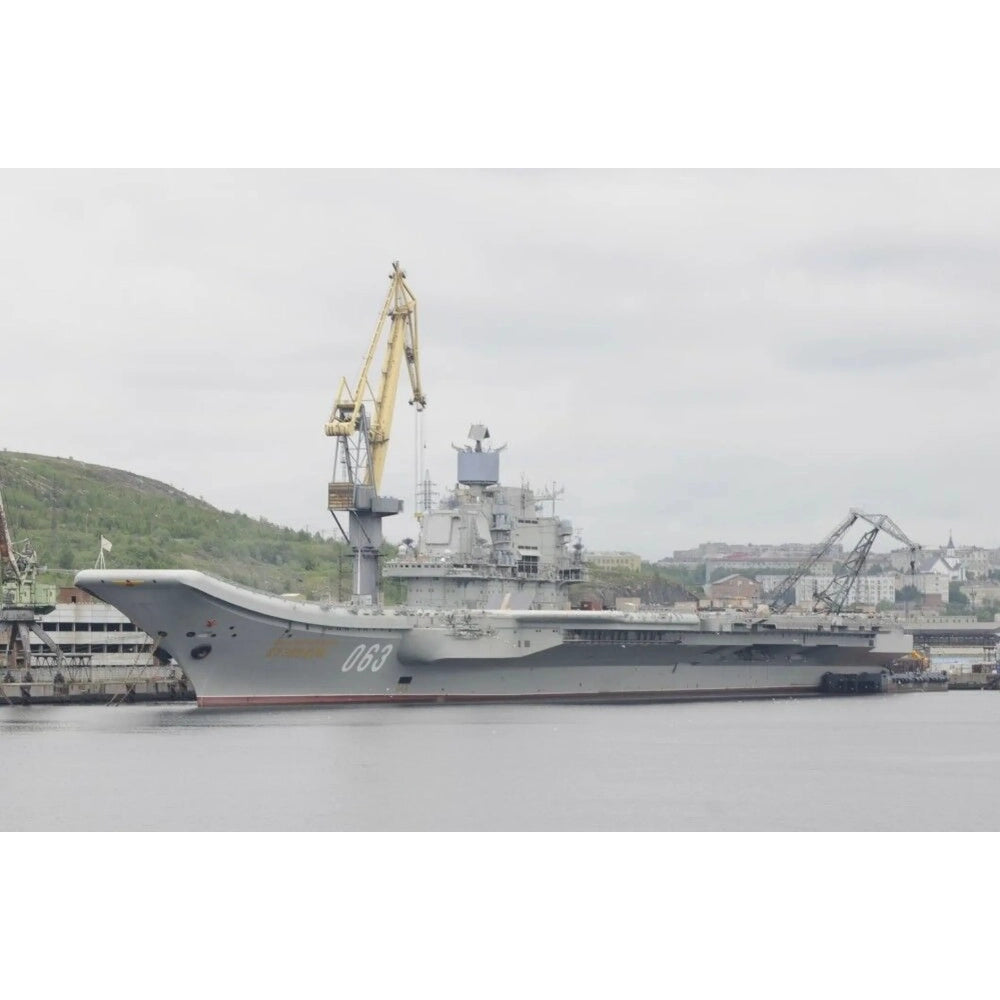 Russian Admiral Kuznetsov (063) 30 Inches Aircraft Carrier Model