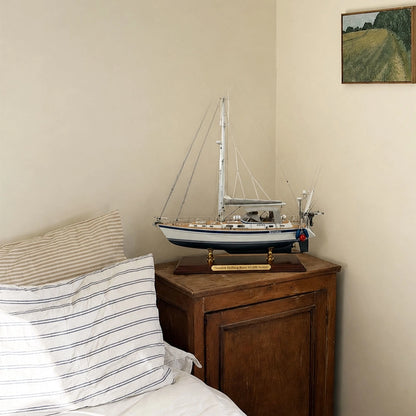 Swedish Hallberg-Rassy 62 (HR Series) 36 Inches Ship Model