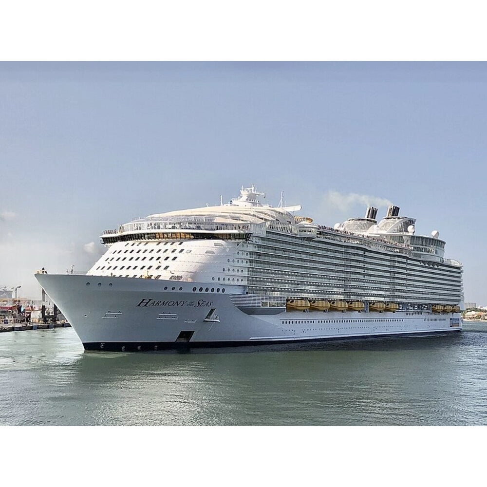 American Harmony of the Seas (Oasis Class) – Royal Caribbean 36 Inches Ship Model